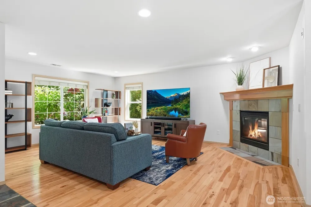 7021 Carmichael Avenue SE Snoqualmie, WA 98065