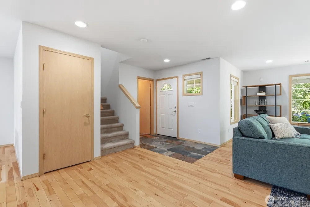 7021 Carmichael Avenue SE Snoqualmie, WA 98065