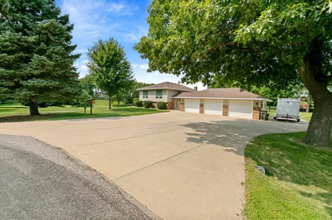 5330 Pine Cone Lane