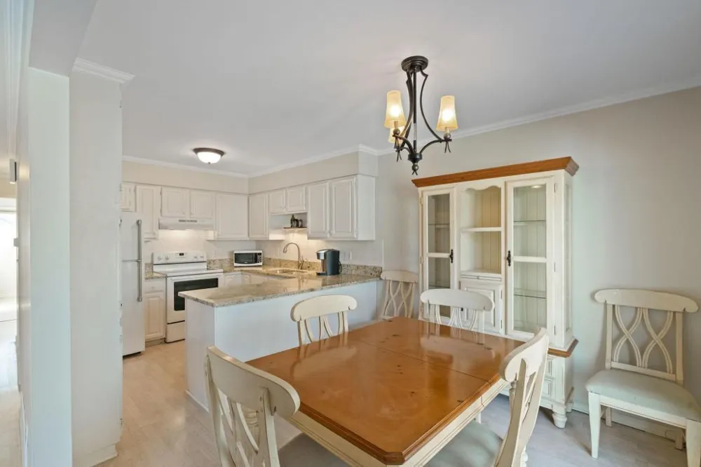6140 Creek View Trail Minnetonka, MN 55345