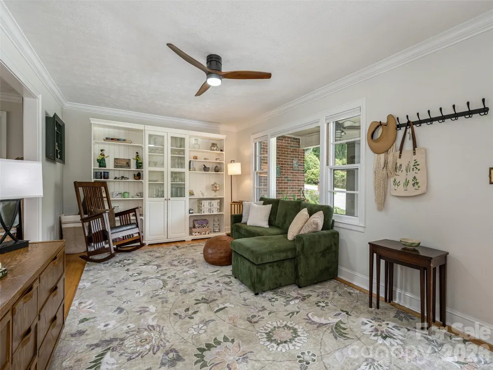 525 Carson Drive Hendersonville, NC 28791