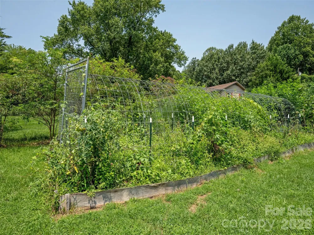 525 Carson Drive Hendersonville, NC 28791
