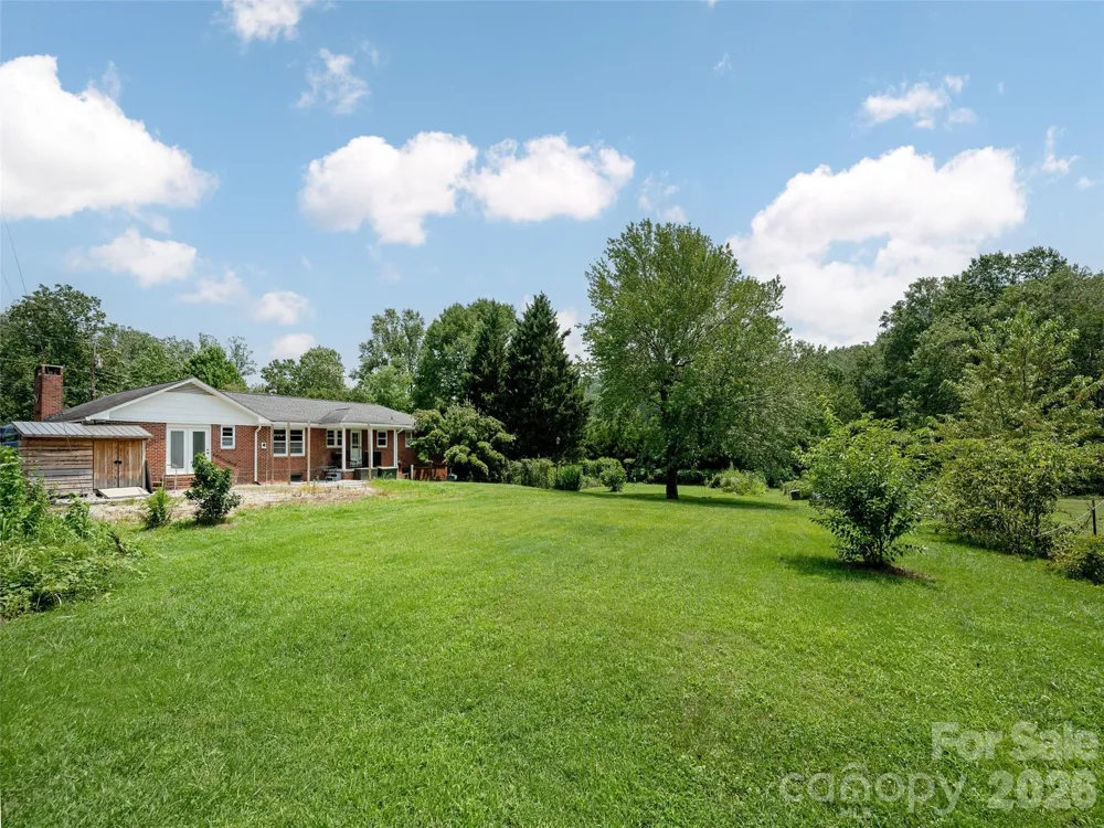 525 Carson Drive Hendersonville, NC 28791