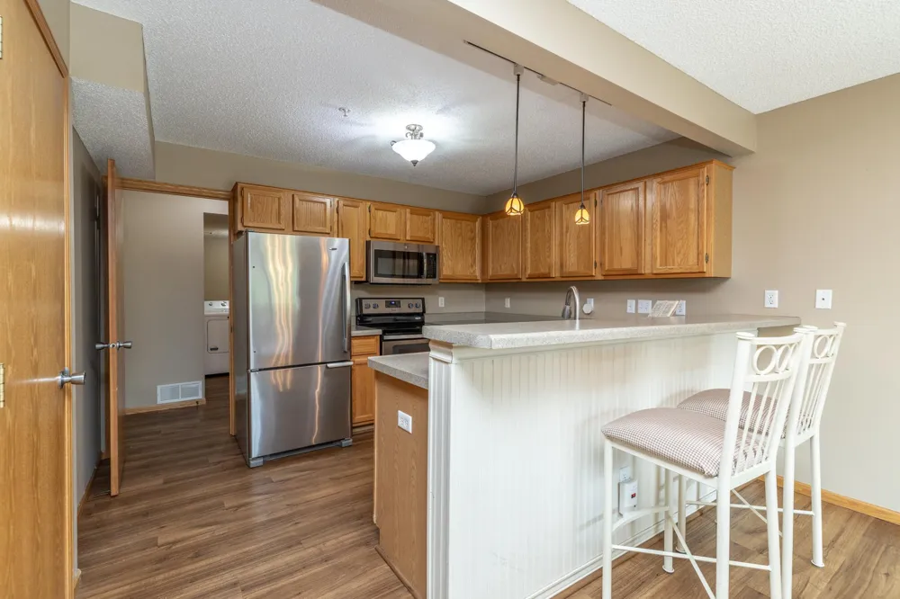 6822 Benton Circle #37 Inver Grove Heights, MN 55076