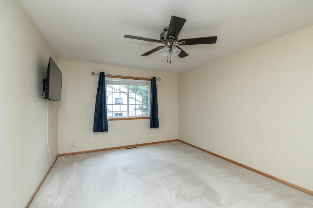 6822 Benton Circle #37 Inver Grove Heights, MN 55076