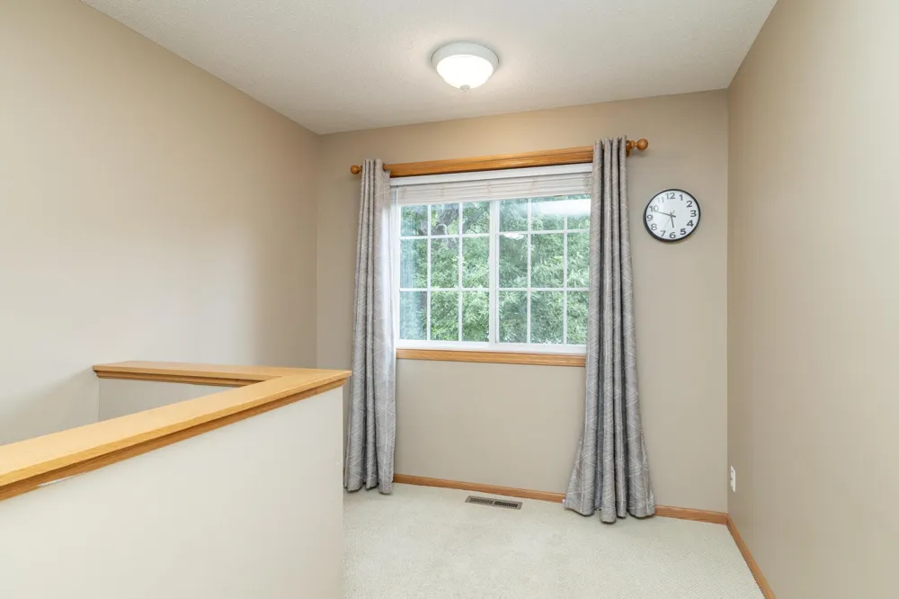 6822 Benton Circle #37 Inver Grove Heights, MN 55076