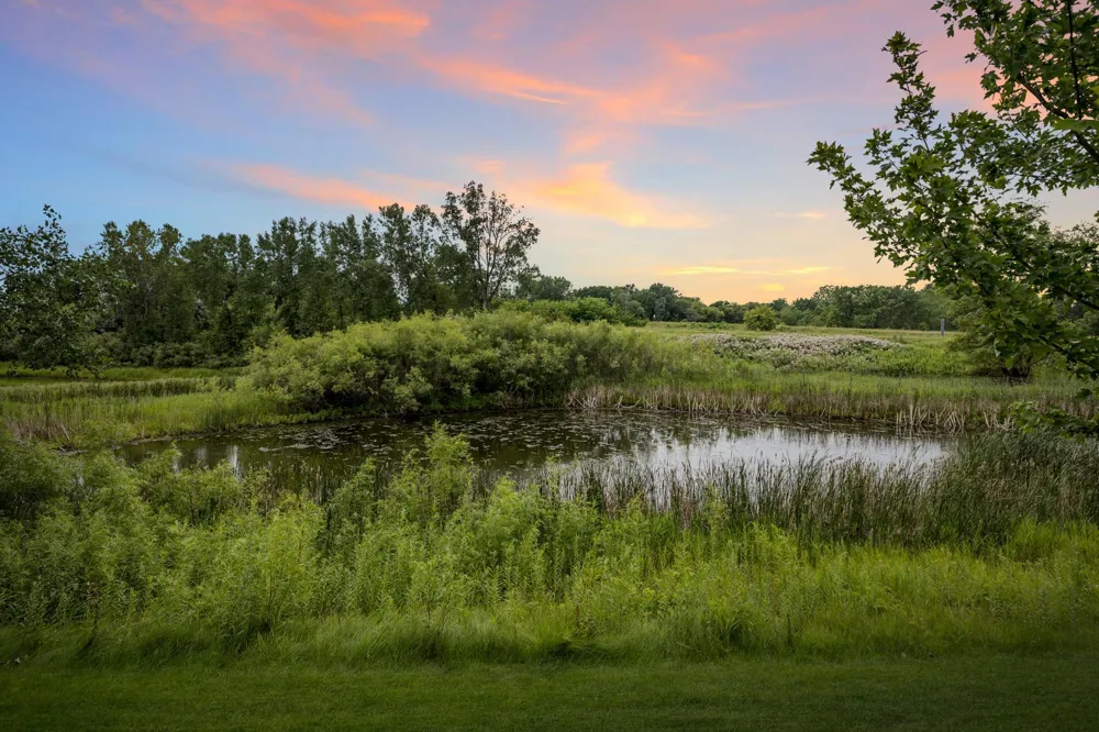 6822 Benton Circle #37 Inver Grove Heights, MN 55076