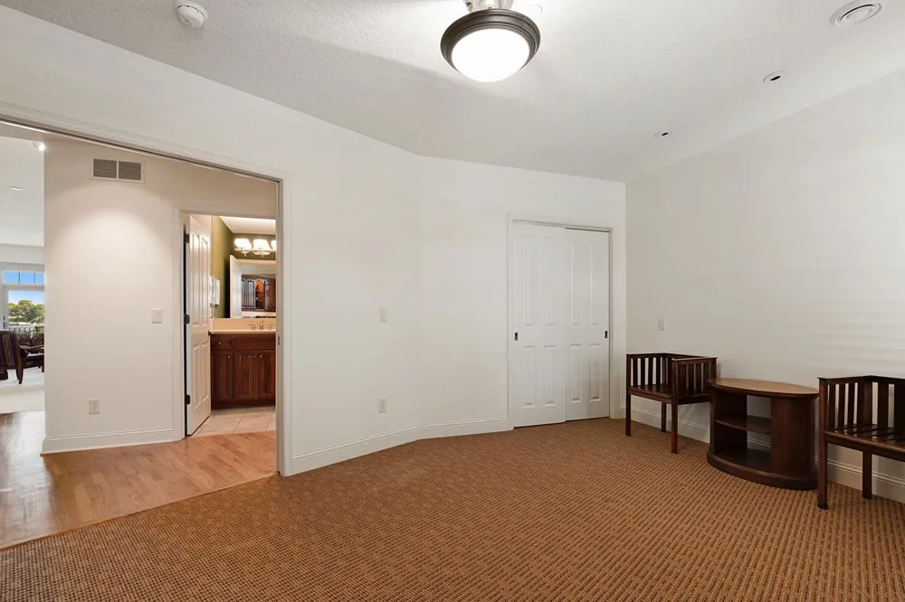 21957 Minnetonka Boulevard #17 Excelsior, MN 55331