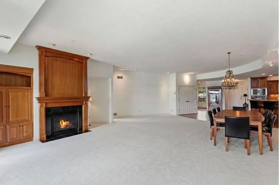 21957 Minnetonka Boulevard #17 Excelsior, MN 55331