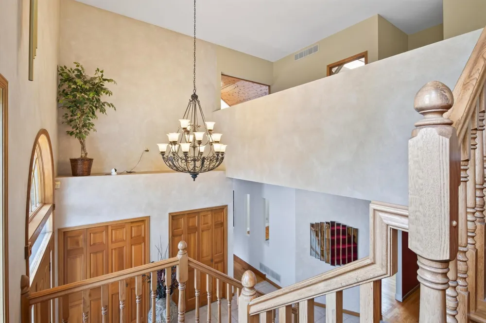 2300 Bantas Point Road Wayzata, MN 55391