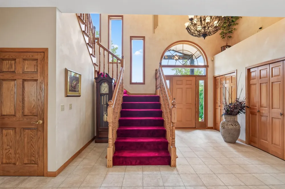 2300 Bantas Point Road Wayzata, MN 55391