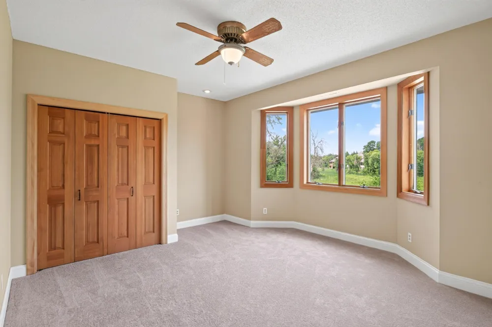 2300 Bantas Point Road Wayzata, MN 55391