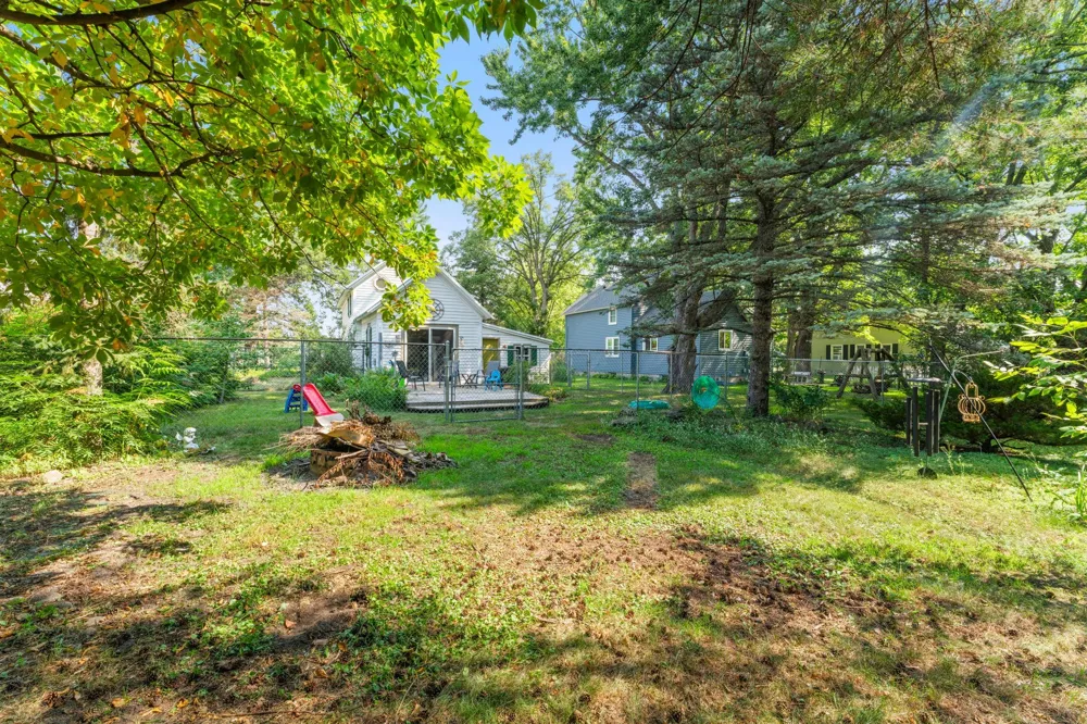 6349 Oak Street North Branch, MN 55056