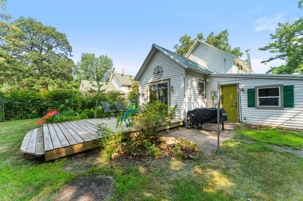 6349 Oak Street North Branch, MN 55056