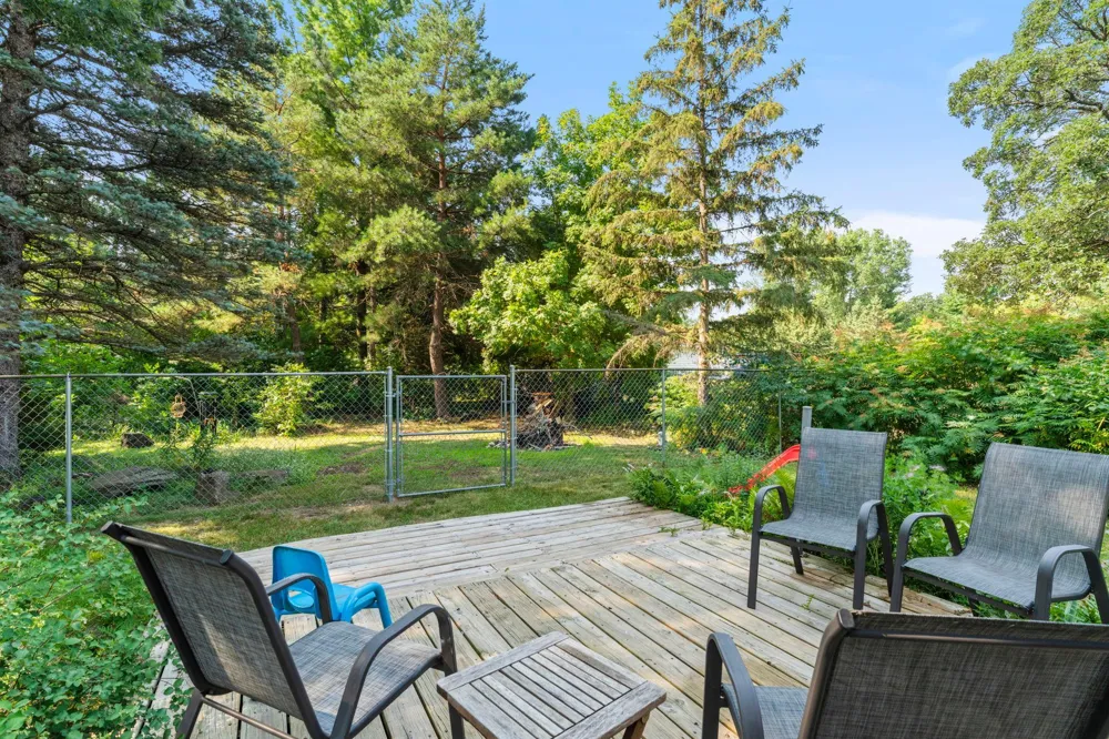 6349 Oak Street North Branch, MN 55056