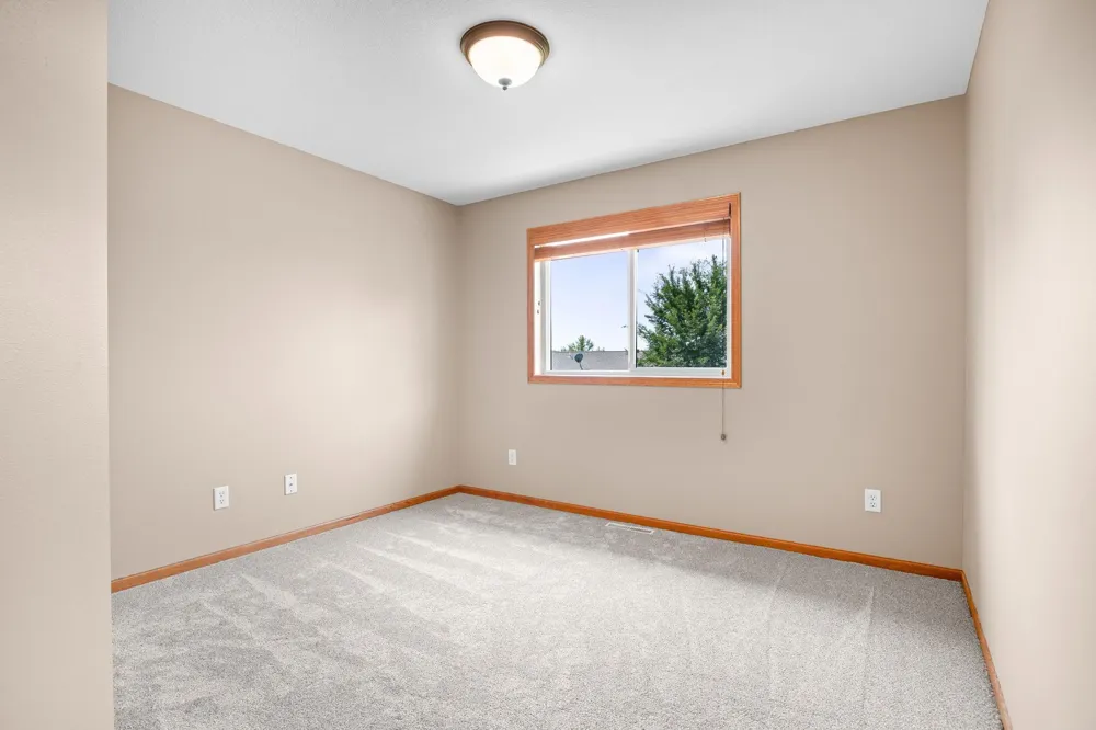 1166 Blackbird Drive SW Hutchinson, MN 55350