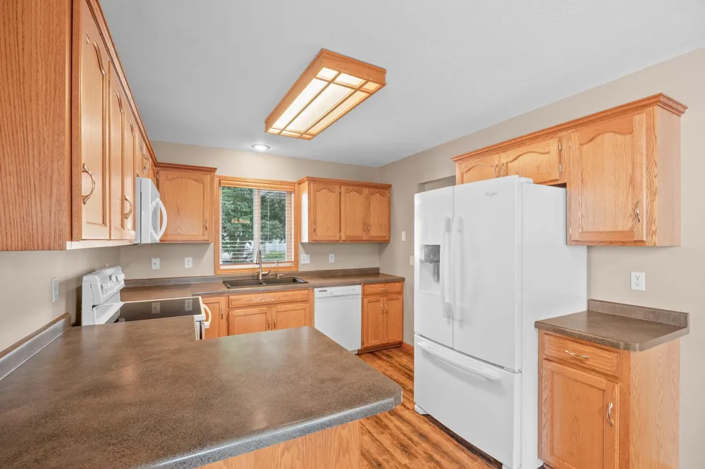 1166 Blackbird Drive SW Hutchinson, MN 55350