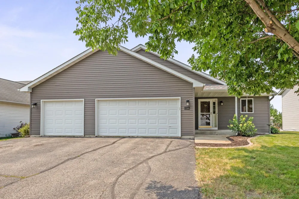 1166 Blackbird Drive SW Hutchinson, MN 55350
