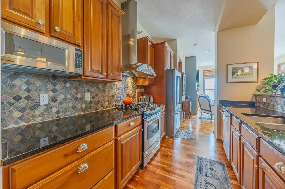 4100 Spring Street #410 Spring Park, MN 55384