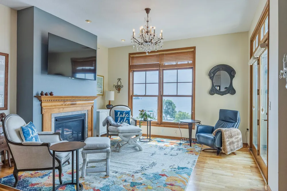4100 Spring Street #410 Spring Park, MN 55384