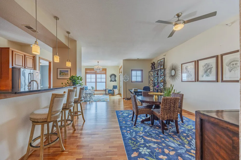 4100 Spring Street #410 Spring Park, MN 55384