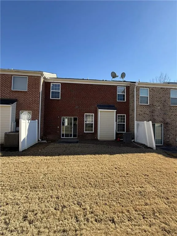 6271 Spring Knoll Court Tucker, GA 30084