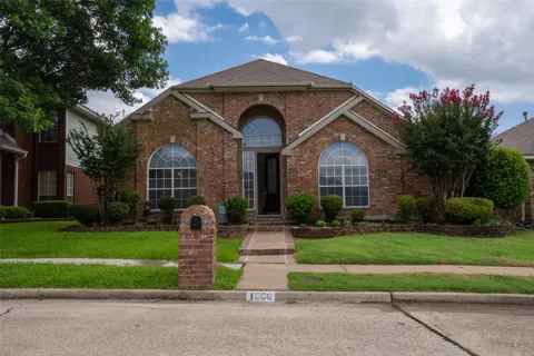 1806 Frosted Hill Drive