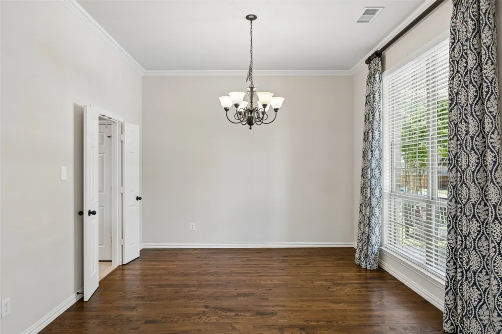 7701 Glenmere Trail Sachse, TX 75048