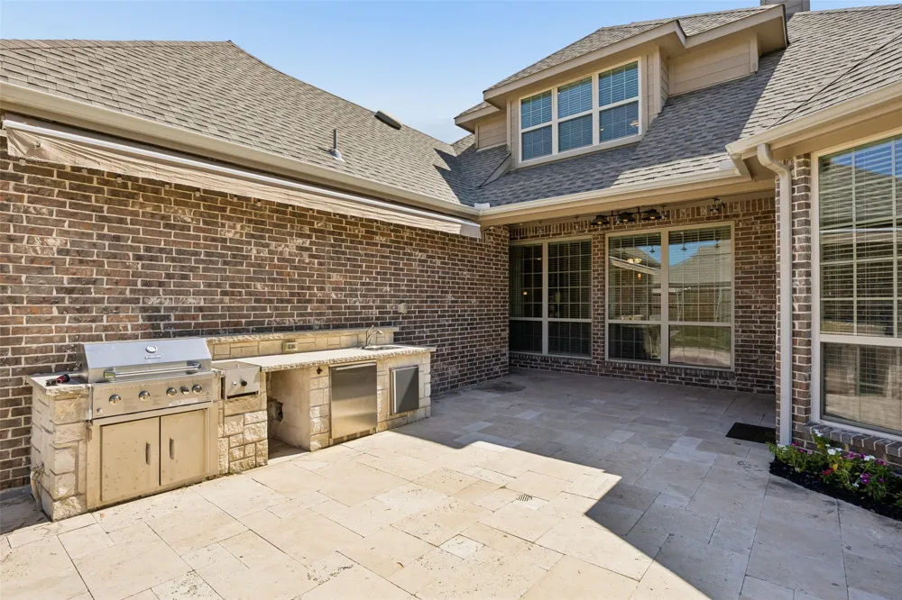 7701 Glenmere Trail Sachse, TX 75048