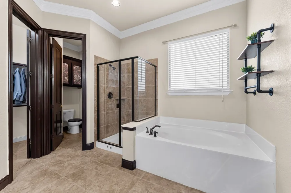 8909 County Road 915 Godley, TX 76044