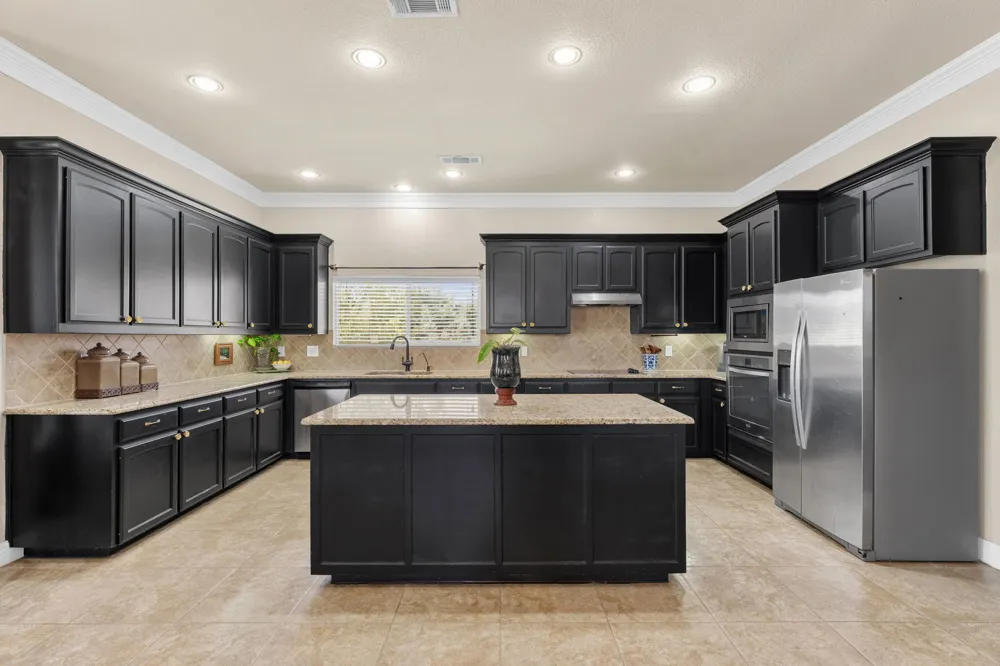 8909 County Road 915 Godley, TX 76044