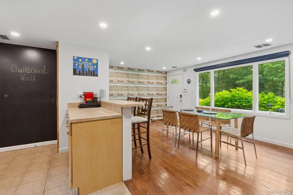 27 Atlantic Avenue Hampton Bays, NY 11946