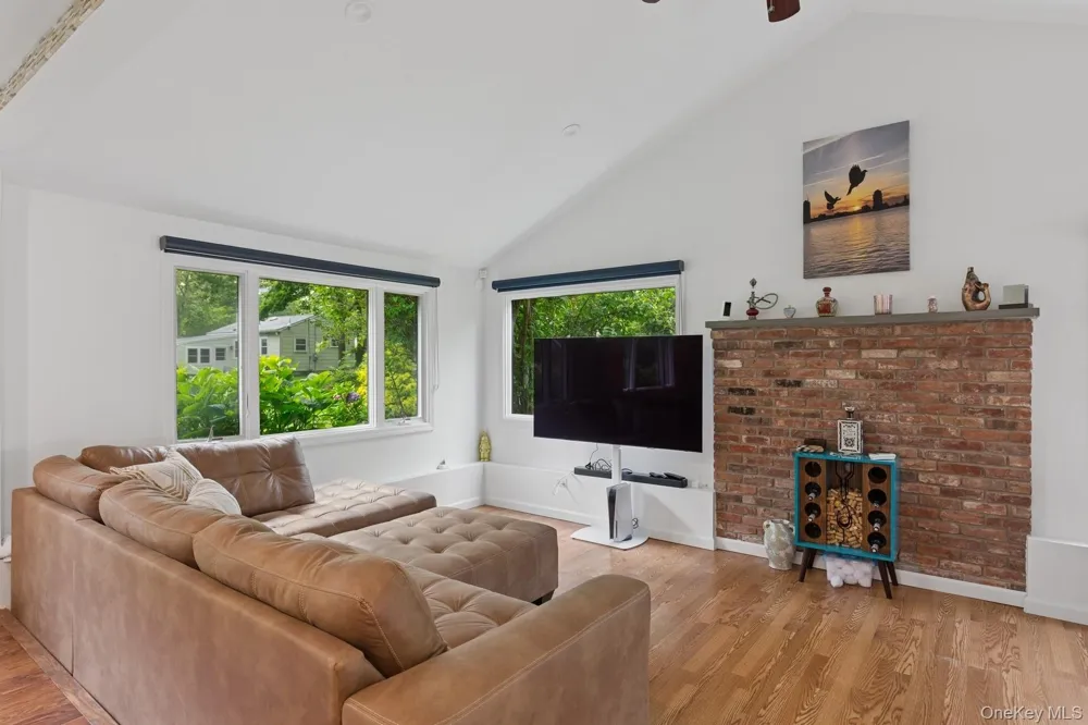 27 Atlantic Avenue Hampton Bays, NY 11946