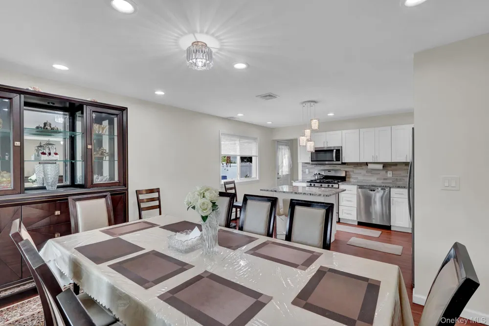 260 W 12th Street Deer Park, NY 11729