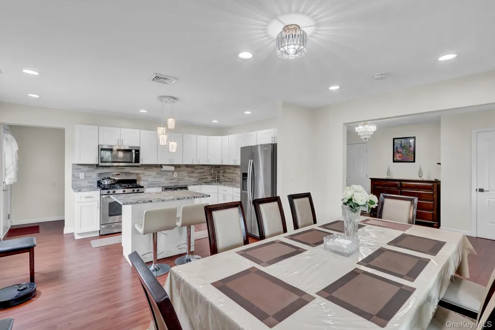 260 W 12th Street Deer Park, NY 11729