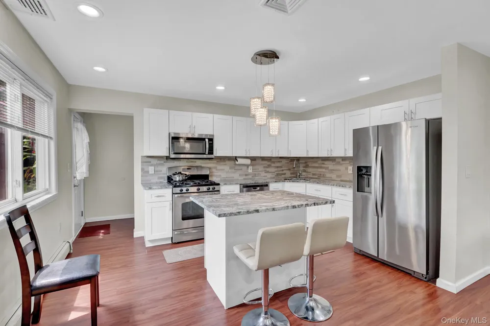 260 W 12th Street Deer Park, NY 11729