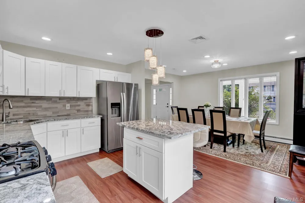 260 W 12th Street Deer Park, NY 11729