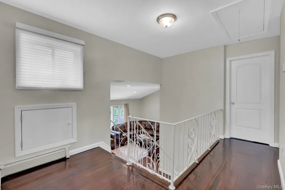 260 W 12th Street Deer Park, NY 11729