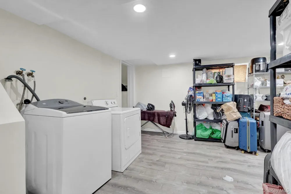 260 W 12th Street Deer Park, NY 11729