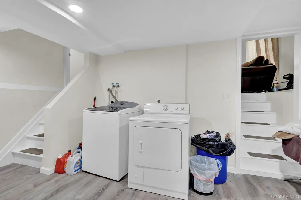 260 W 12th Street Deer Park, NY 11729