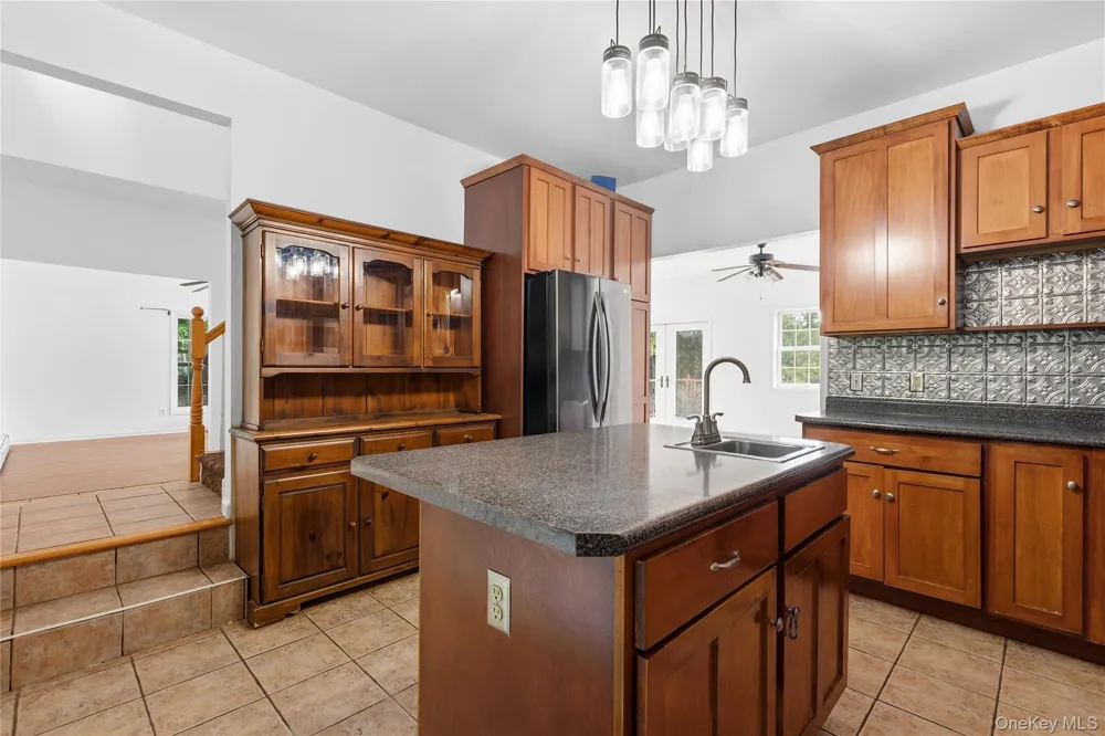 7 Van Keuren Avenue Pine Bush, NY 12566