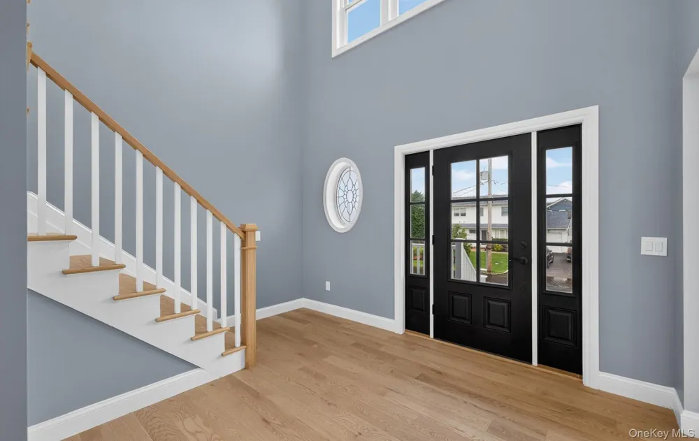 851 W Bay Drive West Islip, NY 11795