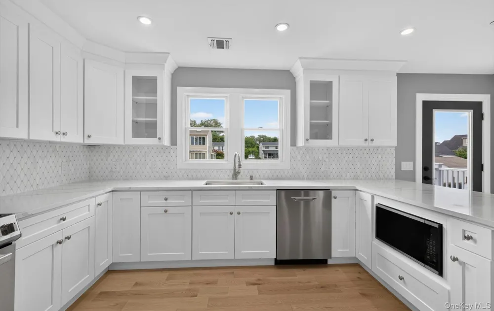 851 W Bay Drive West Islip, NY 11795