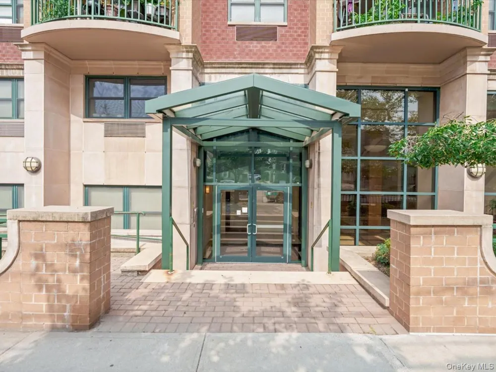 143-41 84th Drive #1A Briarwood, NY 11435