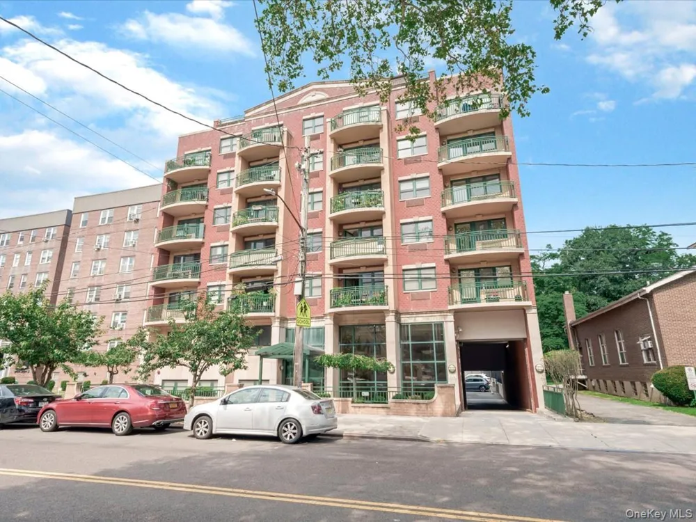 143-41 84th Drive #1A Briarwood, NY 11435