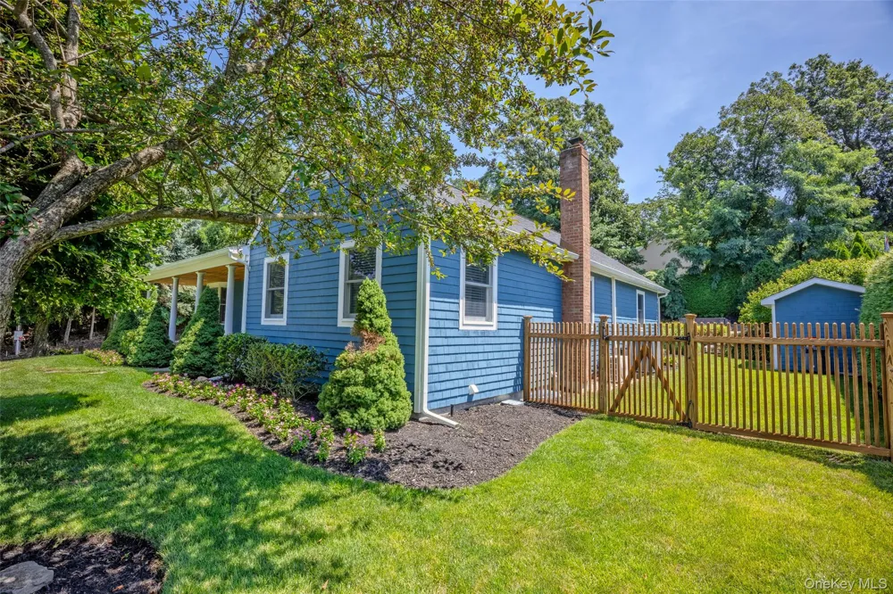 5 Soundview Drive Rocky Point, NY 11778