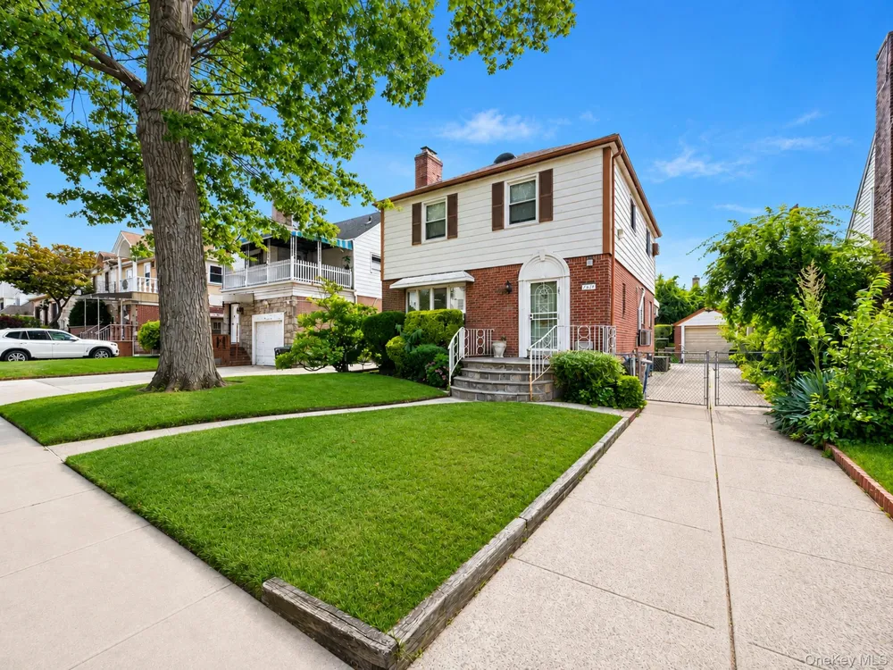76-26 176th Street Fresh Meadows, NY 11366