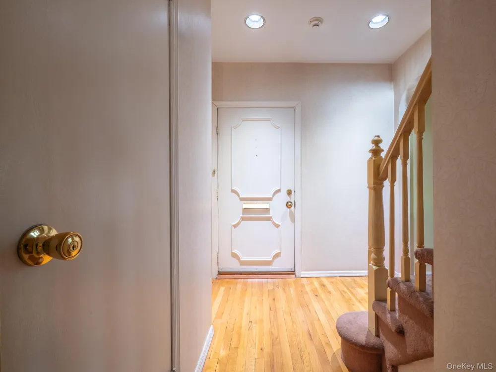 76-26 176th Street Fresh Meadows, NY 11366