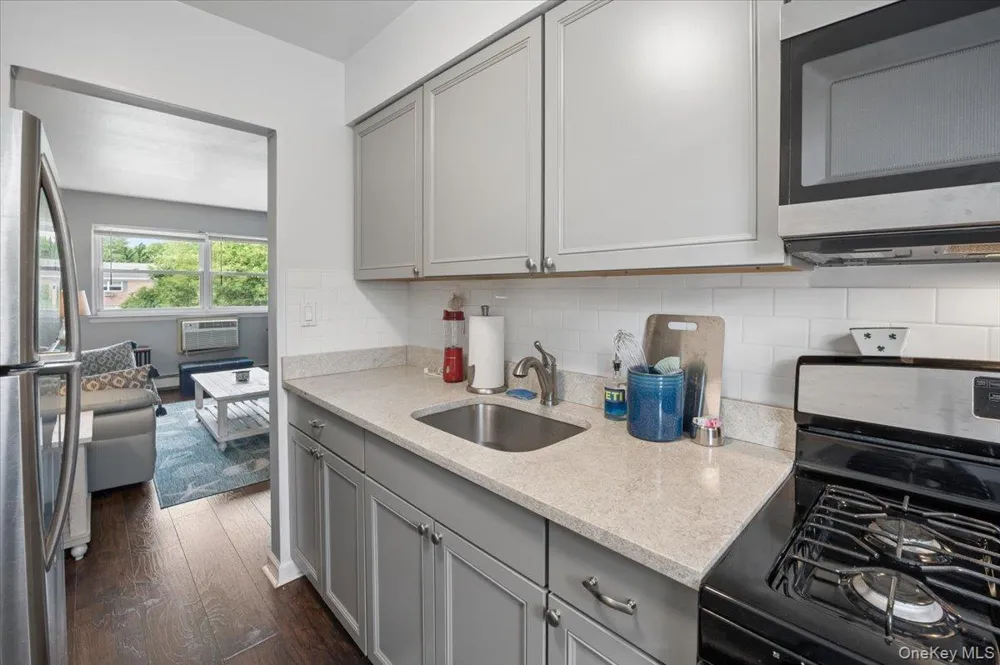 167 Meyer Oval Pearl River, NY 10965