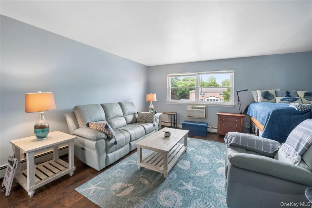 167 Meyer Oval Pearl River, NY 10965